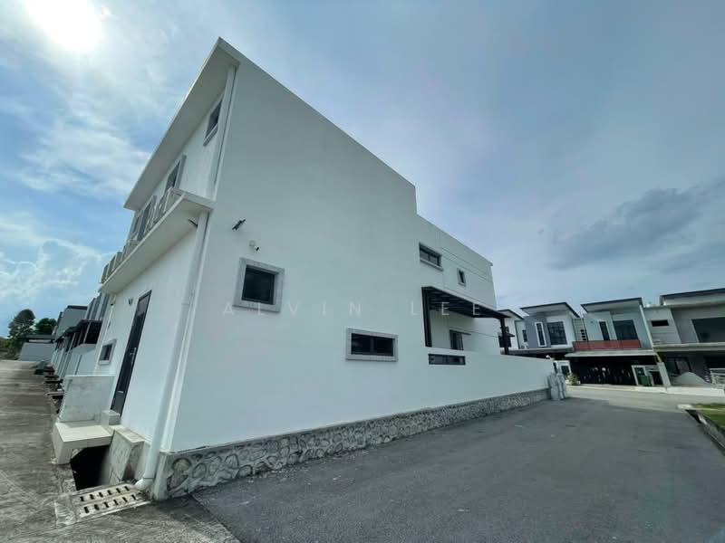 Rumah Teres untuk Dijual di Kajang East (Semenyih) - Alvin Lee - Exterior - PropertyGuru.com.my