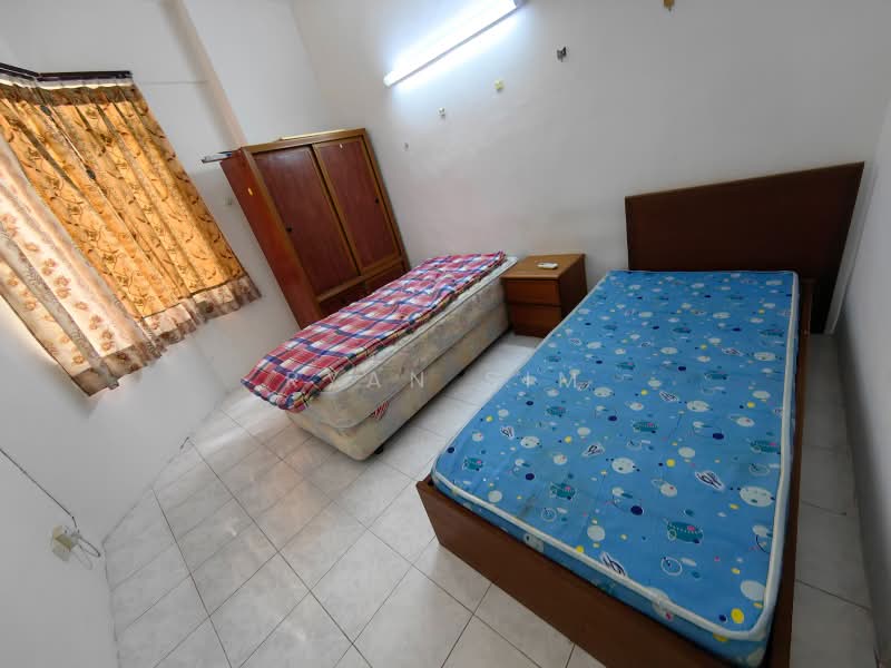 Pangsapuri untuk Disewa di Parkview Towers - Ryan Sim - Bedroom - PropertyGuru.com.my
