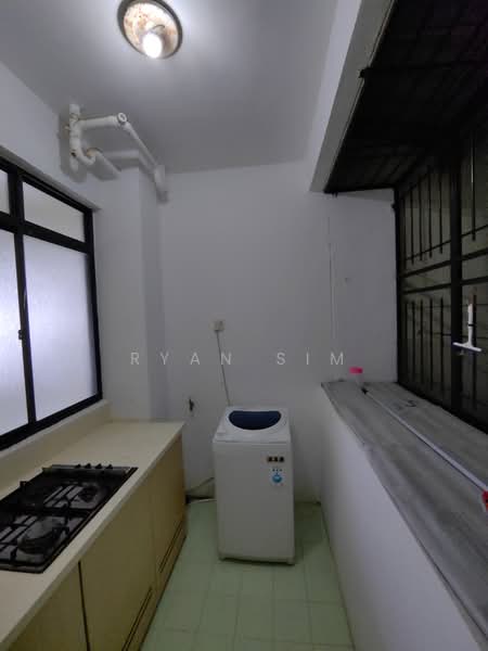 Pangsapuri untuk Disewa di Parkview Towers - Ryan Sim - Kitchen - PropertyGuru.com.my