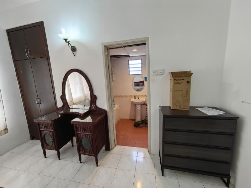 Pangsapuri untuk Disewa di Parkview Towers - Ryan Sim - Bathroom - PropertyGuru.com.my