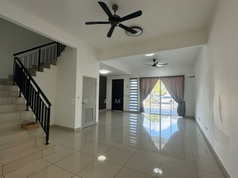 2-storey Terraced House for Sale in Horizon Hills (Iskandar Puteri (Nusajaya)) - Chiam T Y - Living Room - PropertyGuru.com.my