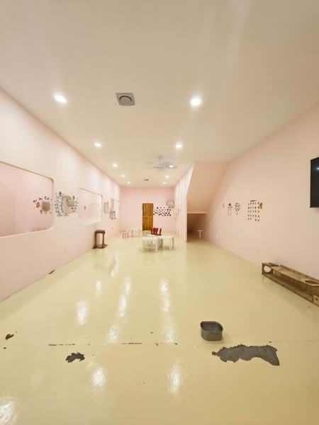 Shop for Rent in Taman Molek (Johor Bahru) - Celest Tan - PropertyGuru.com.my
