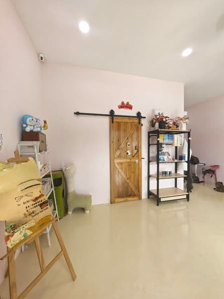 Shop for Rent in Taman Molek (Johor Bahru) - Celest Tan - PropertyGuru.com.my