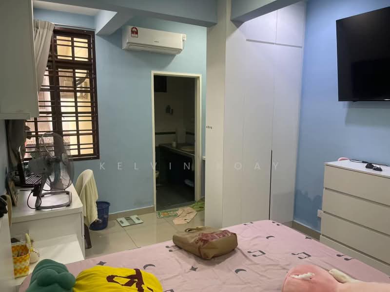 2-storey Terraced House for Sale in Taman Daya (Johor Bahru) - Kelvin Koay - Bedroom - PropertyGuru.com.my
