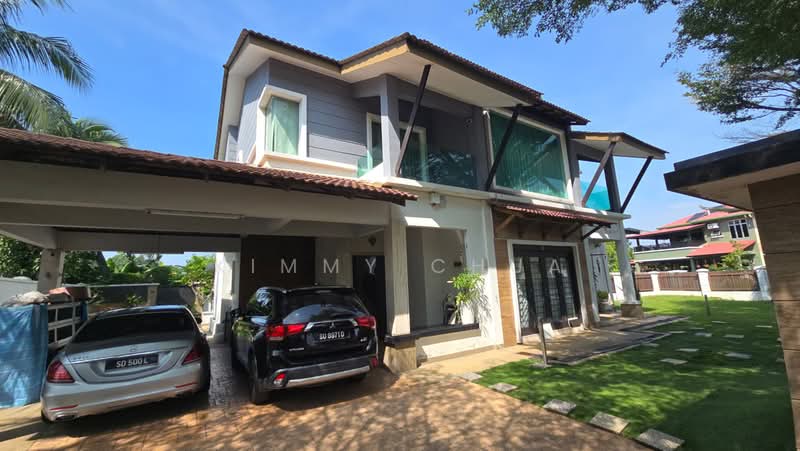 Bungalow for Sale in Bandar Putra Permai (Seri Kembangan) - Kimmy Chua - Exterior - PropertyGuru.com.my