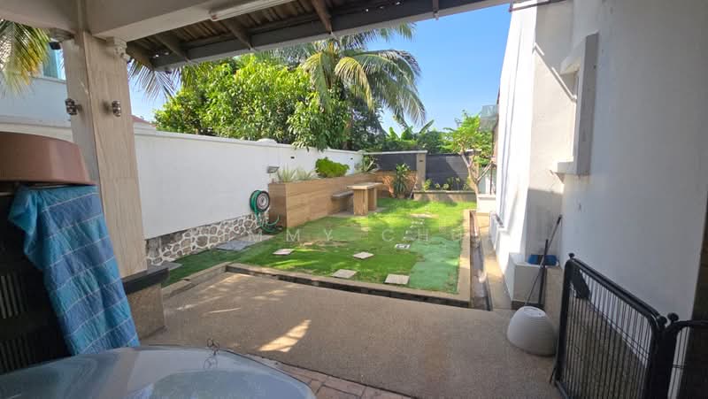 Bungalow for Sale in Bandar Putra Permai (Seri Kembangan) - Kimmy Chua - Exterior - PropertyGuru.com.my
