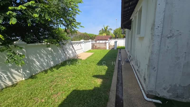 Bungalow for Sale in Bandar Putra Permai (Seri Kembangan) - Kimmy Chua - Exterior - PropertyGuru.com.my