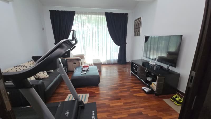 Bungalow for Sale in Bandar Putra Permai (Seri Kembangan) - Kimmy Chua - Living Room - PropertyGuru.com.my