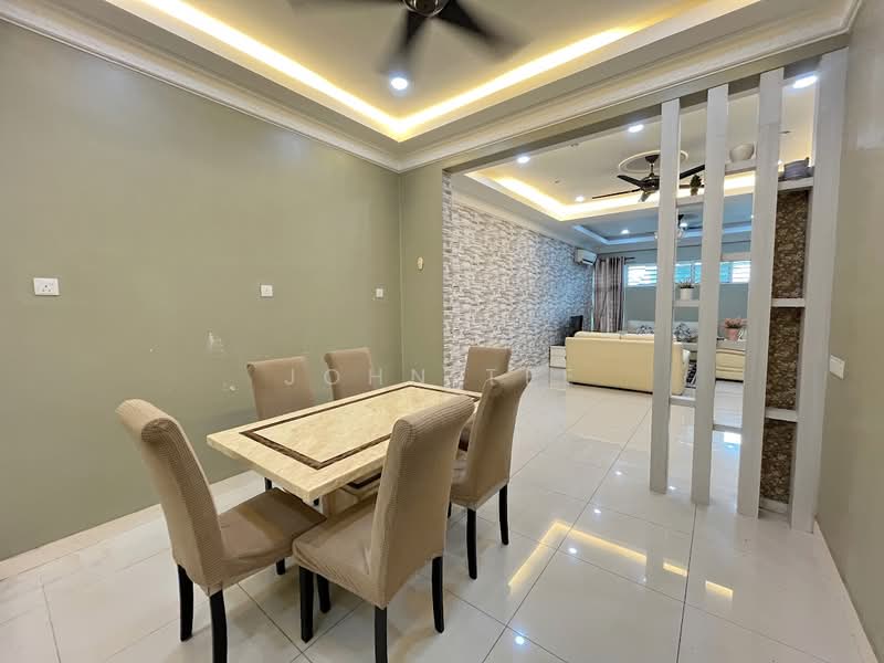 2-storey Terraced House for Rent in Bandar Saujana Putra (Tanjong Duabelas) - John Tee - Dining Room - PropertyGuru.com.my