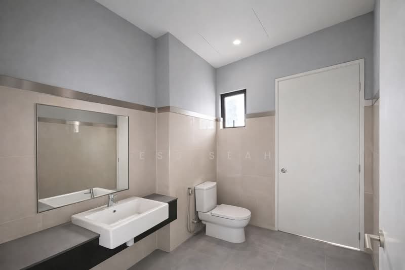 Office for Rent in Kampung Kerinchi (Bangsar South) (Kuala Lumpur) - Jess Seah - Bathroom - PropertyGuru.com.my
