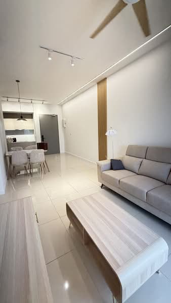 Kondominium untuk Disewa di Skyline KL - Henry Chew - Living Room - PropertyGuru.com.my
