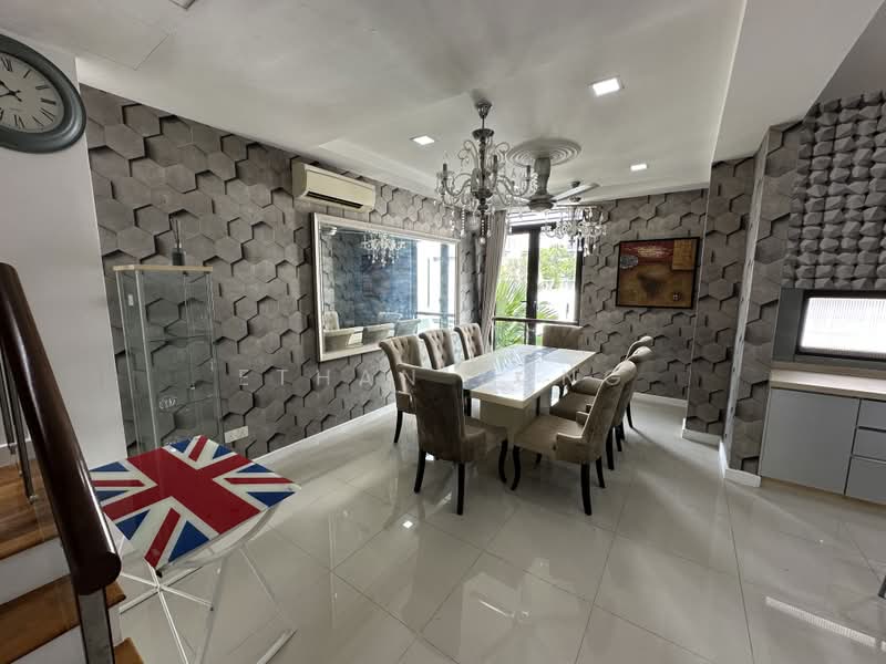 Rumah Teres 3 Tingkat untuk Disewa di Cyberjaya (Selangor) - Ethan Yong - Dining Room - PropertyGuru.com.my
