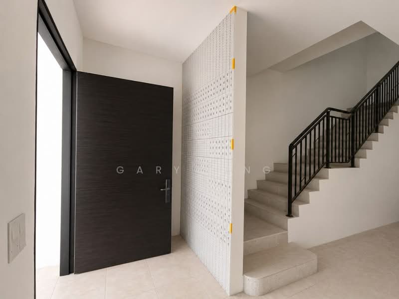 Rumah Teres 2 Tingkat untuk Dijual di Panorama Lapangan Perdana (Ipoh) - Gary Tang - Entrance - PropertyGuru.com.my