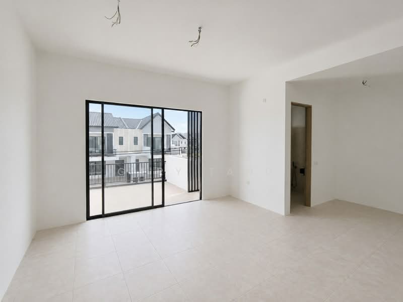 Rumah Teres 2 Tingkat untuk Dijual di Panorama Lapangan Perdana (Ipoh) - Gary Tang - Living Room - PropertyGuru.com.my
