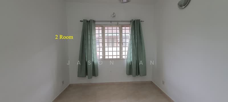 Rumah Teres 2 Tingkat untuk Dijual di Taman Putra Permai (Seri Kembangan) - Jason Tan - Bedroom - PropertyGuru.com.my