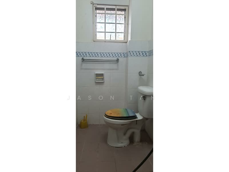 Rumah Teres 2 Tingkat untuk Dijual di Taman Putra Permai (Seri Kembangan) - Jason Tan - Bathroom - PropertyGuru.com.my