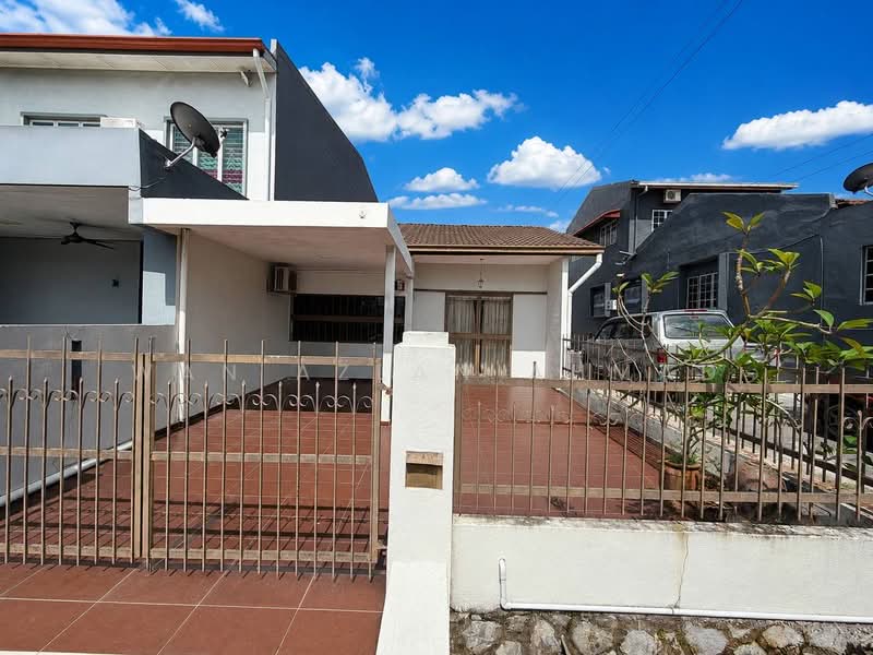 1-storey Terraced House for Sale in Taman Ehsan (Kepong) - Wan Azlan Ahmad - PropertyGuru.com.my