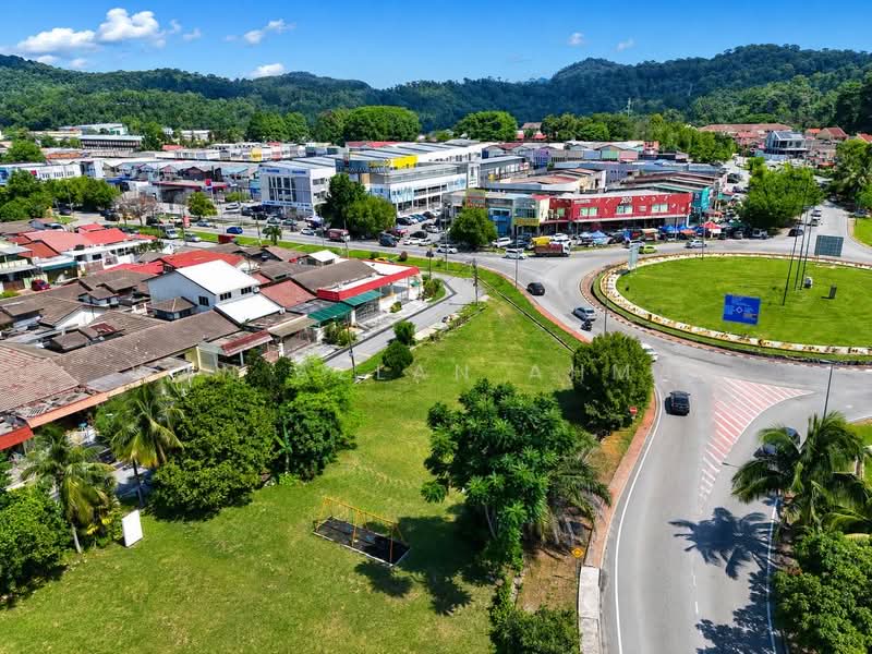 1-storey Terraced House for Sale in Taman Ehsan (Kepong) - Wan Azlan Ahmad - PropertyGuru.com.my