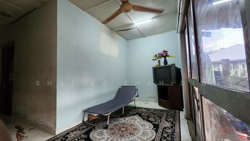 1-storey Terraced House for Sale in Seksyen 24 (Shah Alam) - Shafika Shahidin - Interior - PropertyGuru.com.my