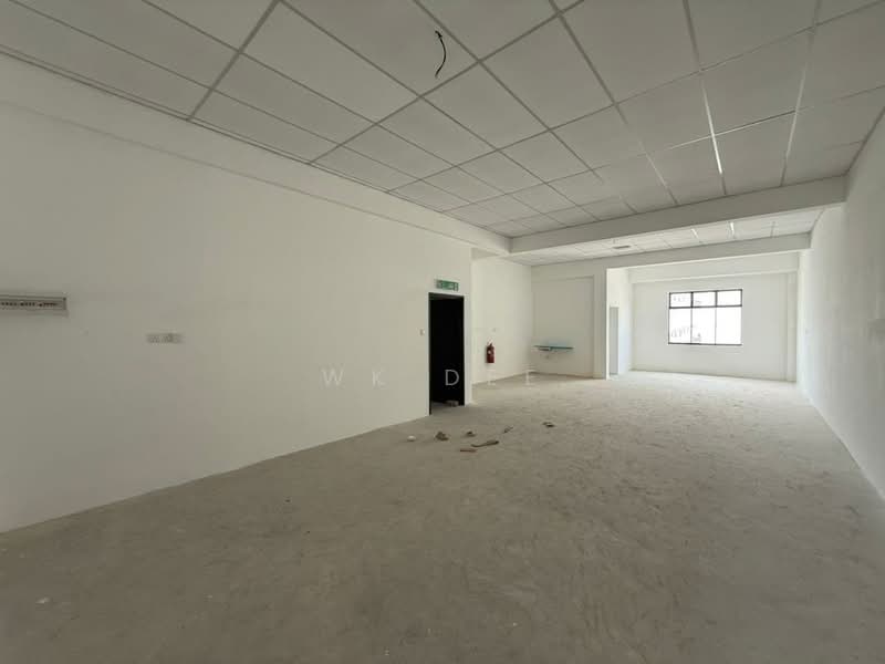 Shop / Office for Rent in Taman Banang Jaya (Batu Pahat) - WK Dee - Interior - PropertyGuru.com.my