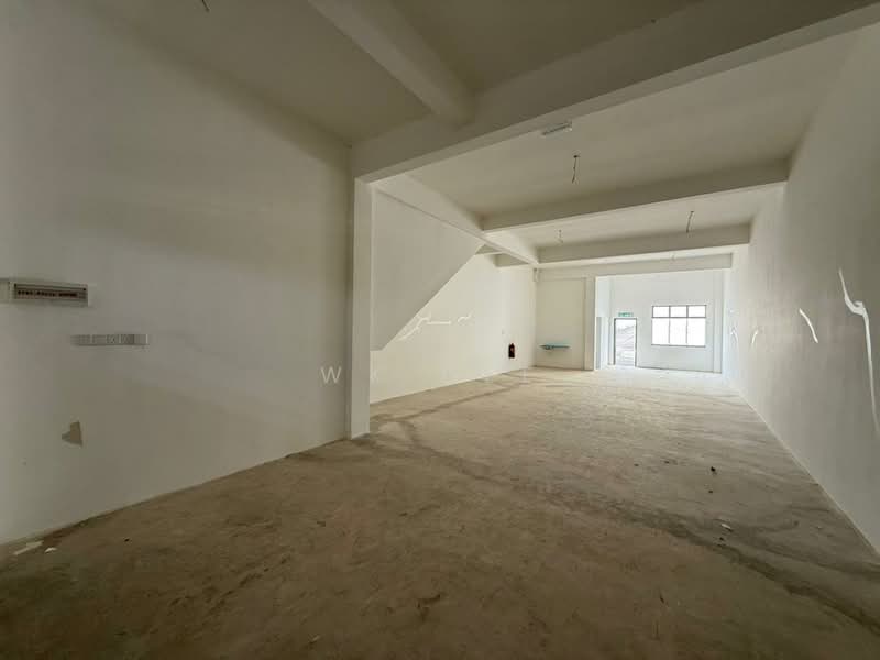Shop / Office for Rent in Taman Banang Jaya (Batu Pahat) - WK Dee - Interior - PropertyGuru.com.my