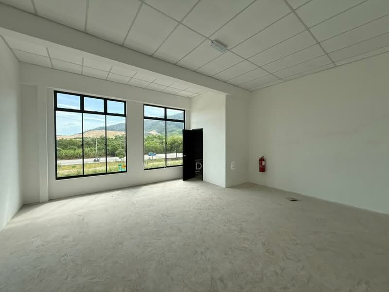 Shop / Office for Rent in Taman Banang Jaya (Batu Pahat) - WK Dee - Interior - PropertyGuru.com.my