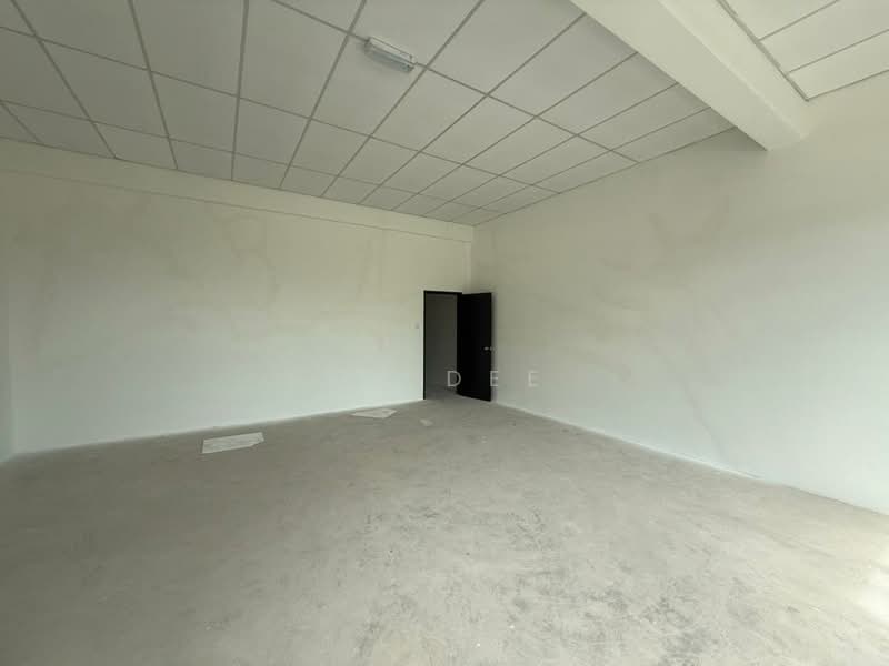 Shop / Office for Rent in Taman Banang Jaya (Batu Pahat) - WK Dee - Interior - PropertyGuru.com.my