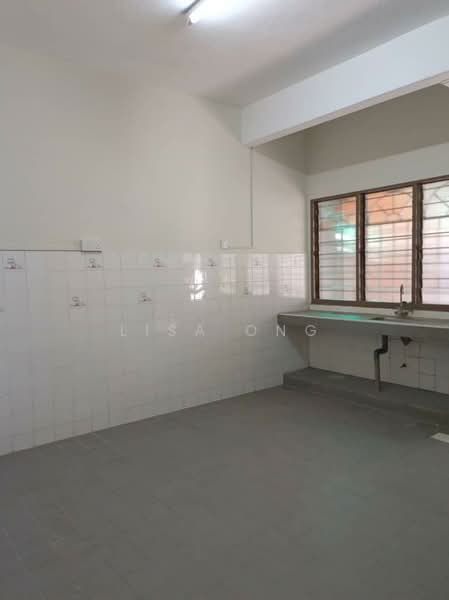 Rumah Teres 2 Tingkat untuk Disewa di Taman Sri Bintang (Kepong) - Lisa Ong - Kitchen - PropertyGuru.com.my