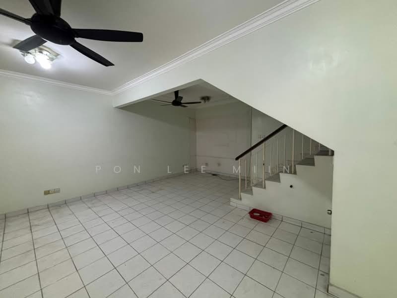 2-storey Terraced House for Sale in Taman Putra Budiman (Balakong) - Pon Lee Miin - Interior - PropertyGuru.com.my