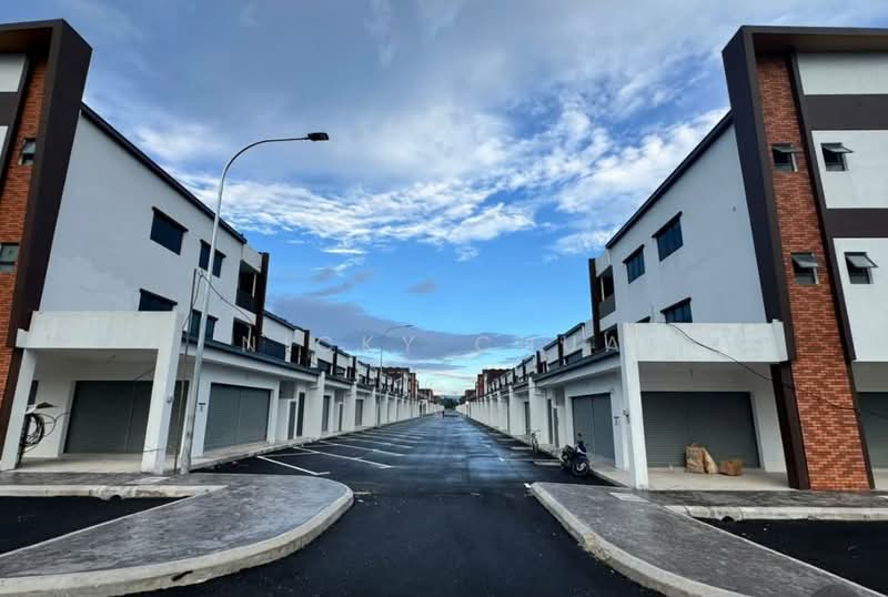 Kedai untuk Disewa di Semenyih (Selangor) - Nicky Chua - Exterior - PropertyGuru.com.my