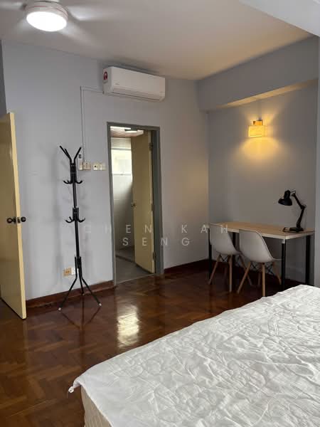 Condominium for Rent at Menara Bukit Ceylon - Chen Kah Seng - Bedroom - PropertyGuru.com.my