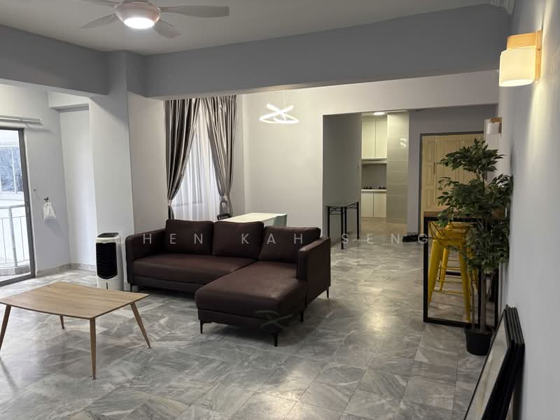 Condominium for Rent at Menara Bukit Ceylon - Chen Kah Seng - Living Room - PropertyGuru.com.my