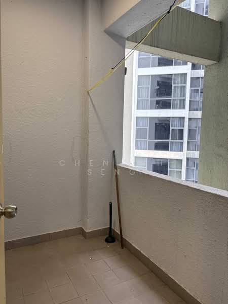 Condominium for Rent at Menara Bukit Ceylon - Chen Kah Seng - Balcony - PropertyGuru.com.my