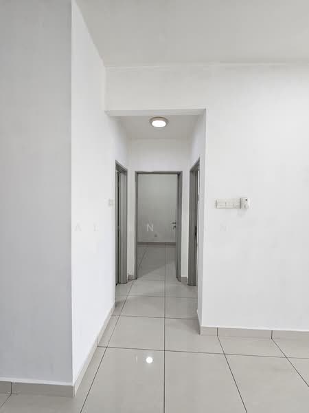 Condominium for Rent at Zenith Residences - Allen Tan - Corridor - PropertyGuru.com.my