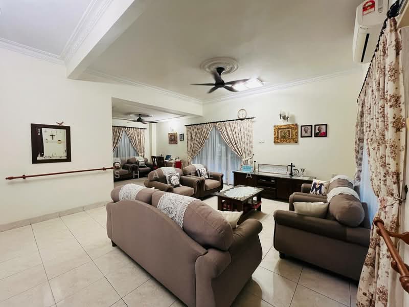 Semi-Detached House for Sale in Taman Setia Balakong (Balakong) - Shareena . - Living Room - PropertyGuru.com.my