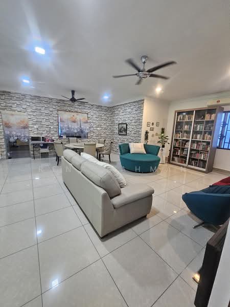 Bungalow for Sale in Seremban (Negeri Sembilan) - Rena Rahman - Living Room - PropertyGuru.com.my