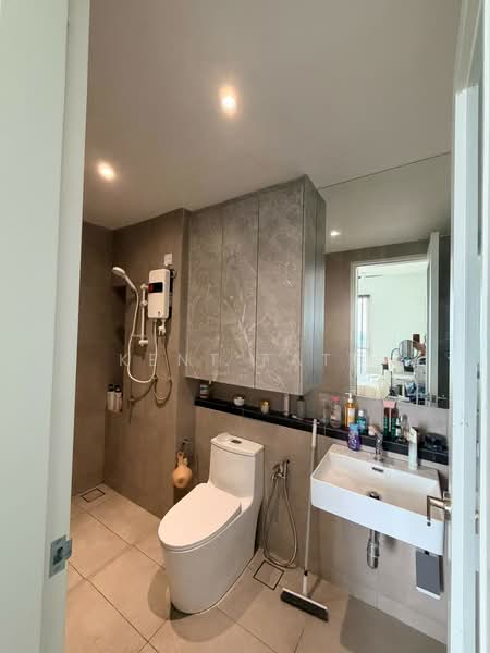 Condominium for Sale at Emerald Hill - Kent Fatt - Bathroom - PropertyGuru.com.my