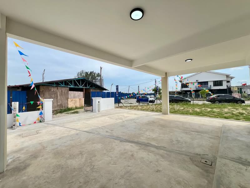 Terraced House for Sale in Kemaman (Terengganu) - Izzat Azman - Exterior - PropertyGuru.com.my