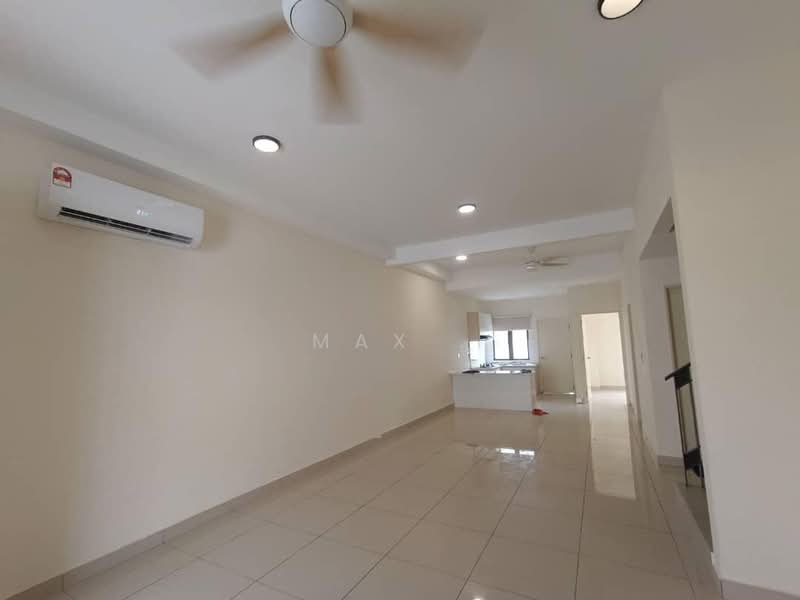 Townhouse for Rent in Sepang (Selangor) - Max . - Living Room - PropertyGuru.com.my