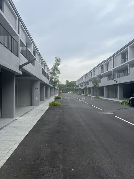 Terraced House for Rent in Taman Bukit Serdang (Seri Kembangan) - Eddie Ho - Exterior - PropertyGuru.com.my