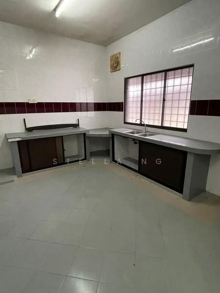 2-storey Terraced House for Sale in Taman Pontian Jaya (Pontian) - Stella Ng - Kitchen - PropertyGuru.com.my
