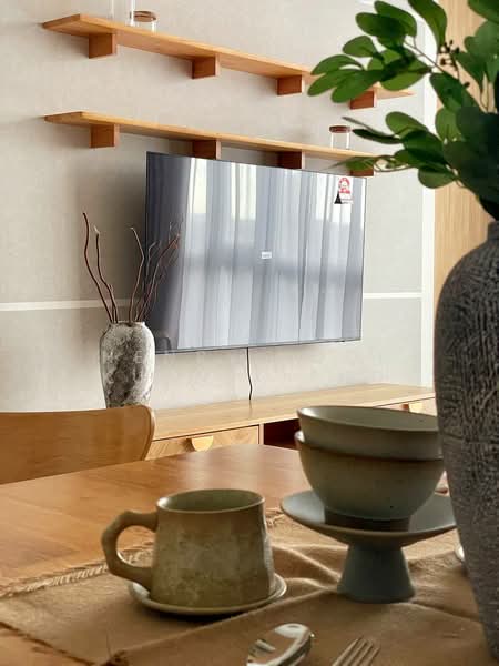 Service Residence for Rent at Met 1 Residences - Henry Kooi Kuan Xiang - Living Room - PropertyGuru.com.my