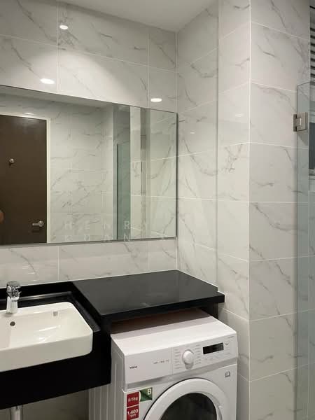 Service Residence for Rent at Met 1 Residences - Henry Kooi Kuan Xiang - Bathroom - PropertyGuru.com.my