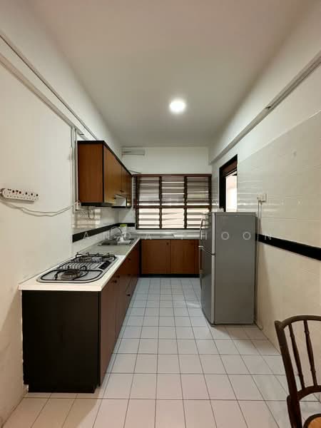 Kondominium untuk Disewa di Twin Towers - Amanda Phoon - Kitchen - PropertyGuru.com.my