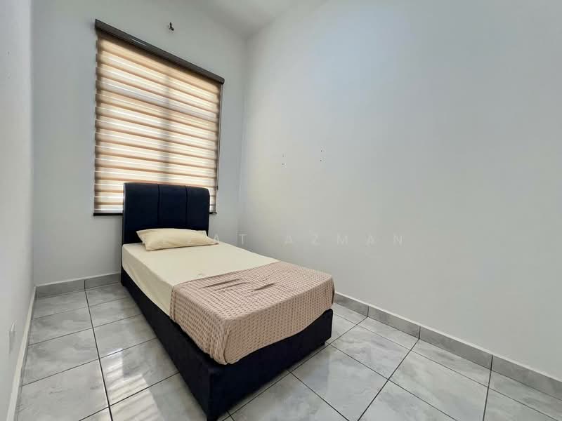 Rumah Teres untuk Dijual di Kampung Chengal Lempong (Sungai Karang) - Izzat Azman - Bedroom - PropertyGuru.com.my