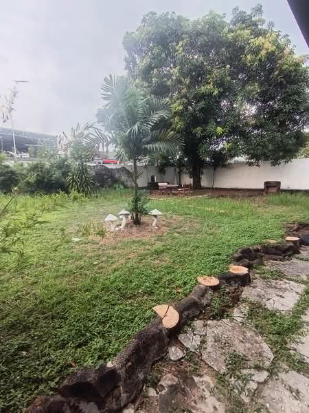 Commercial Bungalow for Sale in Pjs 52 (Petaling Jaya) - Simon Tan - Garden - PropertyGuru.com.my