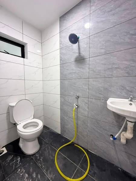 1-storey Terraced House for Sale in Taman Sri Skudai (Skudai) - Terence Eo - Bathroom - PropertyGuru.com.my