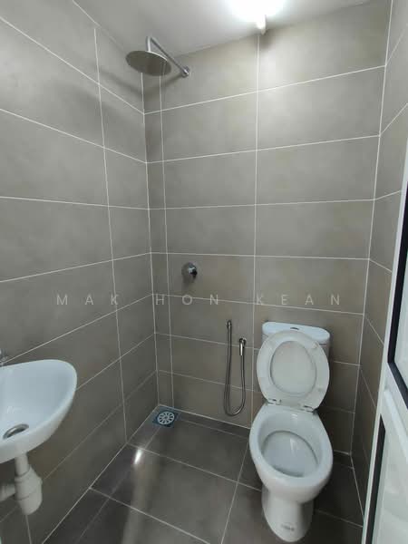 Kondominium untuk Disewa di The Greens @ Subang West - Mak Hon Kean - Bathroom - PropertyGuru.com.my
