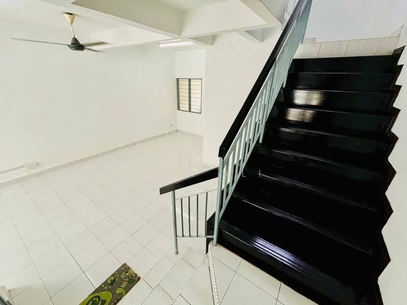 Rumah Teres 2 Tingkat untuk Dijual di Bandar Puncak Alam (Puncak Alam) - Aida Ali - Interior - PropertyGuru.com.my