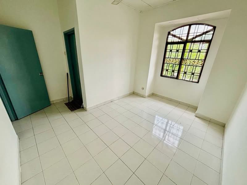 Rumah Teres 2 Tingkat untuk Dijual di Bandar Puncak Alam (Puncak Alam) - Aida Ali - Interior - PropertyGuru.com.my